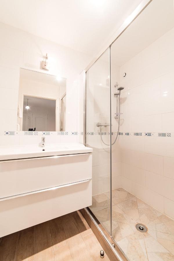 Maison Calme 14 Personnes, Piscine, Jardin Et Parking Bucheres Exterior photo